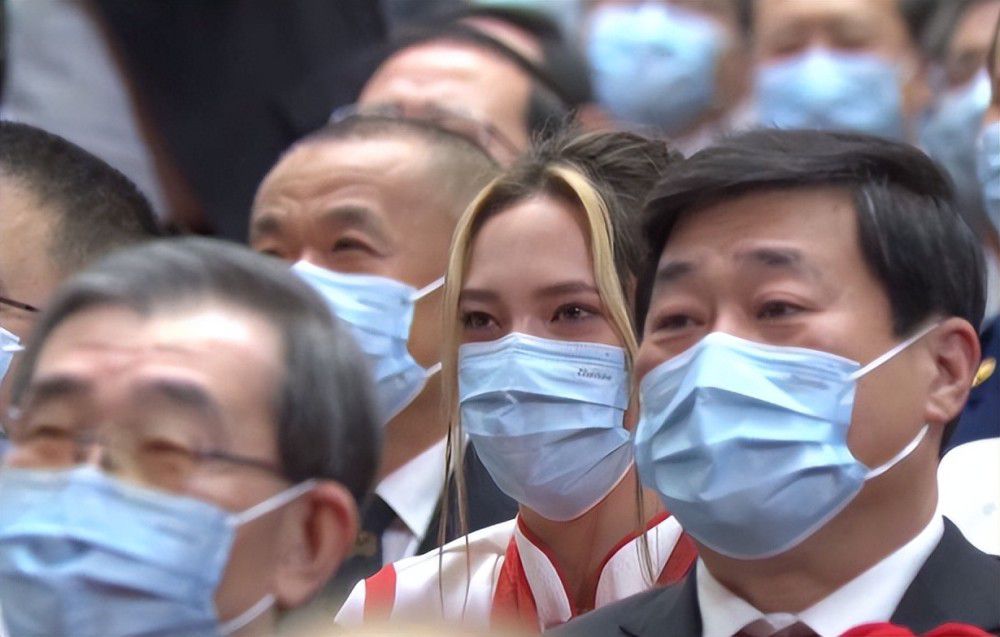当我们赢得那个冠军时，我们感觉非常好，所以我认为这对这支球队来说是非常好的回忆。